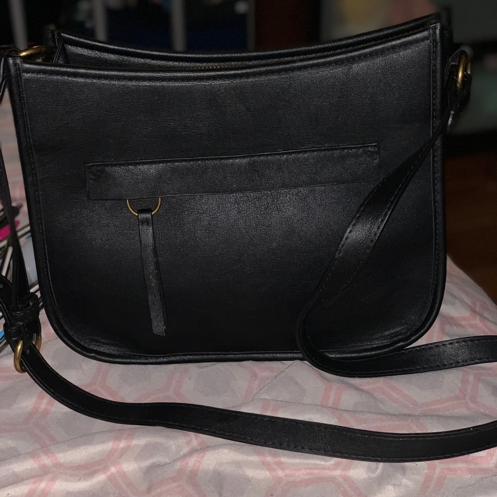 Universal thread purse